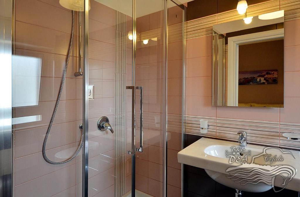 تْشيفالو B&B Dea المظهر الخارجي الصورة